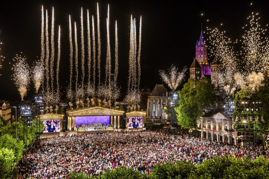 André Rieu's 2025 Maastricht Concert: Waltz the Night Away!
